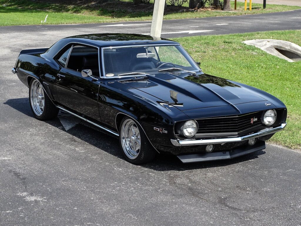 1969 Chevrolet Camaro Z/28 Tribute Restomod