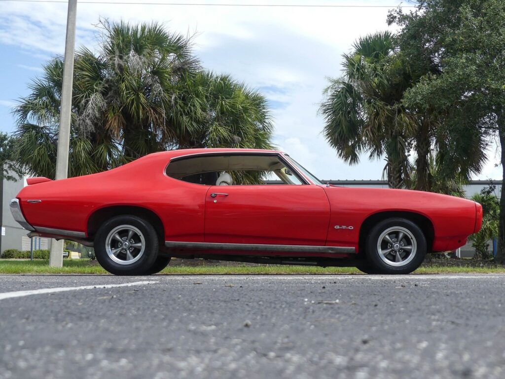 1969 Pontiac GTO 2 Door Hardtop Coupe