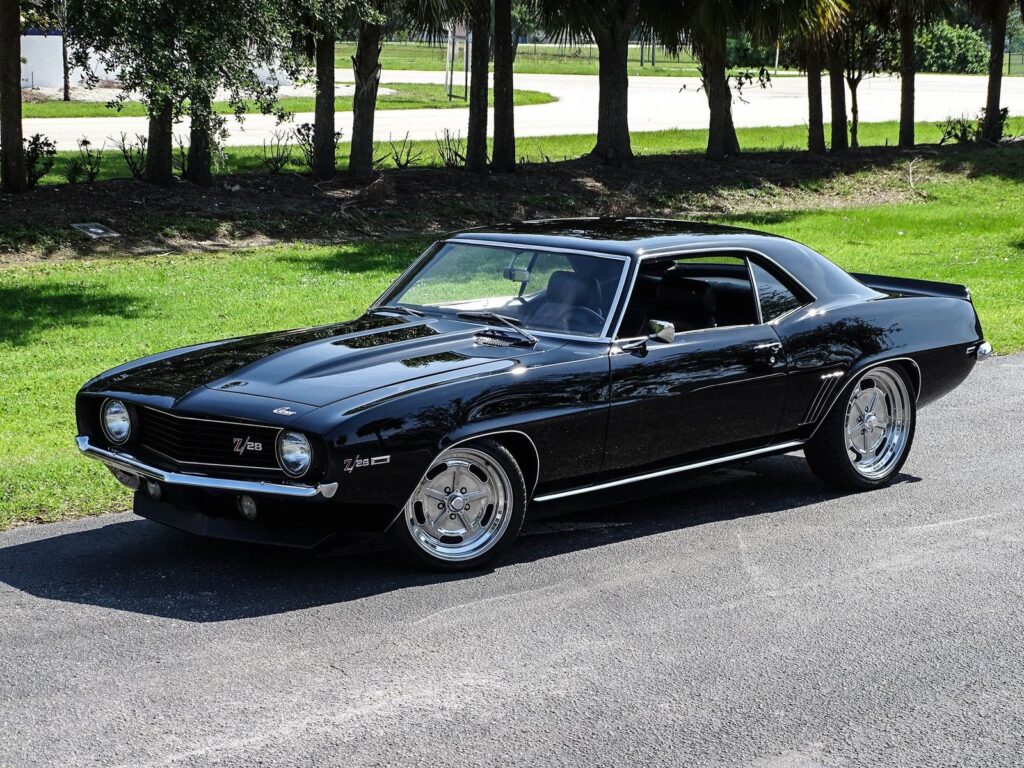 1969 Chevrolet Camaro Z/28 Tribute Restomod